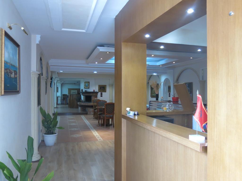 Hotel Lido Durrës Dış mekan fotoğraf